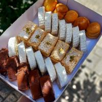 شیرینی تر مخلوط