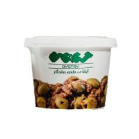 زیتون پرورده با تیکه های درشت گردو ویژه