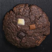 کوکی جو تریپل چاکلت