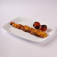 خوراک جوجه کباب بدون استخوان یک سیخ ران