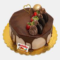 کیک شکلاتی بزرگ