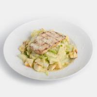 سالاد سزار با مرغ کبابی