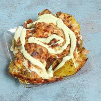 سیب زمینی تنوری با پنیر و سس