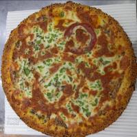 پیتزا سالامی دور پنیری آمریکایی (سه نفره)