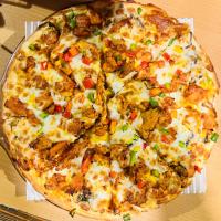 پیتزا مرغ و قارچ آمریکایی