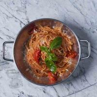 پاستا بلونیزه