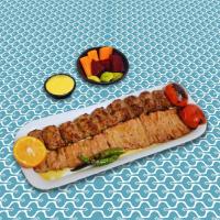 خوراک کباب سلطانی ممتاز با سبزیجات