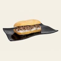 ساندویچ رست بیف با سس آلفردو