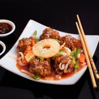 بیف با سس ترش و شیرین و آناناس