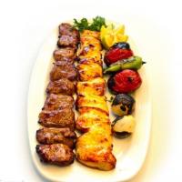 سینی کباب درباری مزه (2 سیخ کباب ممتاز)