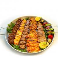 سینی کباب دورهمی ممتاز مزه (5 سیخ کباب ممتاز)