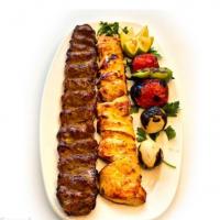 سینی کباب وزیری مزه(2 سیخ کباب ممتاز)
