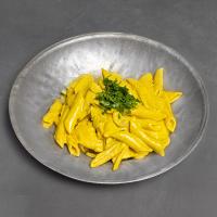 پنه با سس کاری و مرغ و قارچ