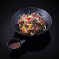 تای بیف سالاد