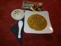 کاری طلایی ژاپنی با مرغ و برنج بخارپز ژاپنی