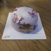 کیک گرد پروانه یاسی