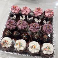 میکس دسری کاپ کیک و اشنایدر