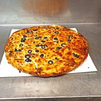 پیتزا گوشت و پیاز امریکایی