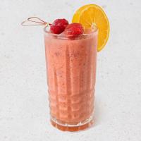 آب پرتقال و توت فرنگی