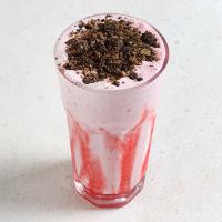 میلک شیک توت فرنگی 