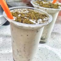 شیر موز پسته