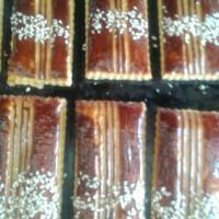 شیرینی نازک کره ای