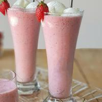 شیک توت فرنگی