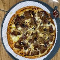 پیتزا سیر و استیک ایتالیایی