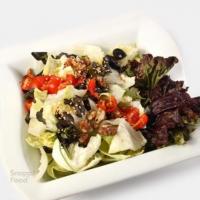 سالاد آسیایی با سس ژاپنی