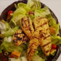 سالاد مرغ با سس ترش