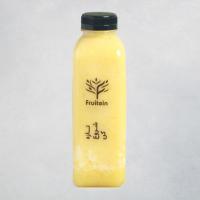 آب آناناس همراه با پوره آناناس