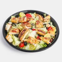 سالاد سزار با مرغ گریل شده