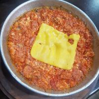 املت سوسیس و پنیر