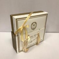 شکلات کادویی ترافل سفید و طلایی دوتای مون