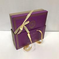 شکلات کادویی ترافل بنفش و طلایی دوتای مون