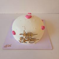 کیک سفید قلب صورتی