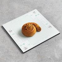 رول دارچين كشمش گردو كوچک