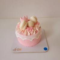 مینی کیک کوئین