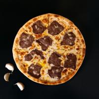 پیتزا سیر و استیک گوشت