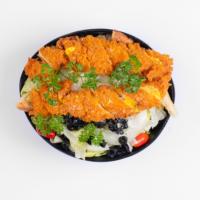 سالاد سزار با مرغ سوخاری