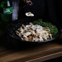 پاستا چیکن آلفردو