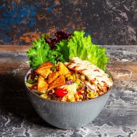 سالاد سزار با مرغ گریل