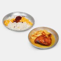 زرشک پلو با مرغ سرخ شده (ران)