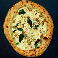 پیتزا بیانکا ایتالیایی