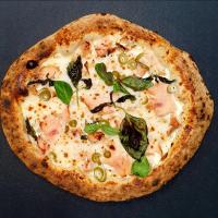 پیتزا بوقلمون و خامه ایتالیایی