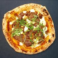 پیتزا رست استیک ایتالیایی