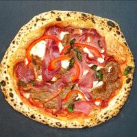 پیتزا بیکن استیک ایتالیایی