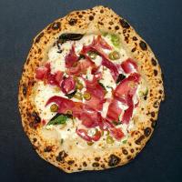 پیتزا بیکن خامه ایتالیایی