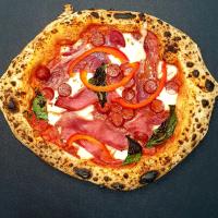 پیتزا ایرانیزه ایتالیایی