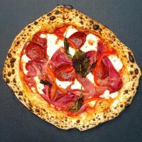 پیتزا آمریکانو ایتالیایی